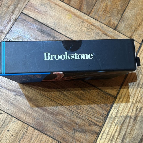 AUDIOSHADES - Wireless Speaker Sunglasses - Picture 4 of 4